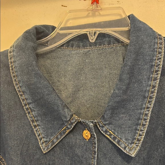 Casual Blue Denim Shirt - Picture 2 of 8